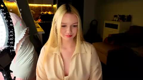 Snapshot of meliss_ss chatting on July 20, 2026, 12:36 am Mel or Lissa 3 Welcome here online show from July 20, 2026, 12:36 am
