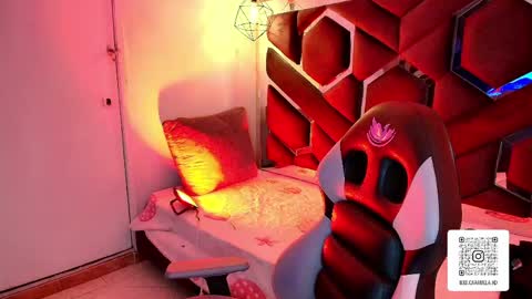 Lissa  online show from April 18, 2026, 6:45 pm