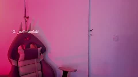 Snapshot of melissa_adamsxxx chatting on July 16, 2026, 11:27 am Lissa online show from July 16, 2026, 11:27 am