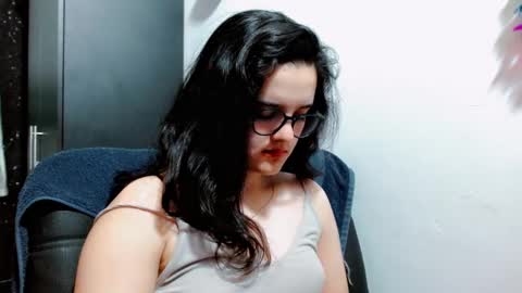 Snapshot of melissa_and_dany chatting on March 2, 2025, 11:42 pm Melissas Corner online show from March 2, 2025, 11:42 pm