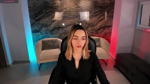 Call me Meli online show from February 9, 2026, 3:32 am