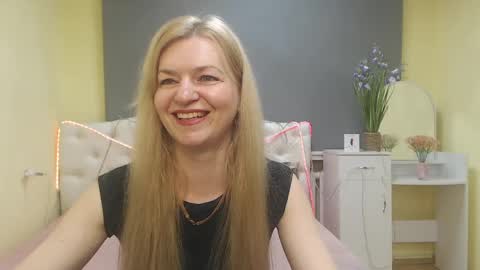 Snapshot of melissatylerbb chatting on May 16, 2026, 5:26 am Melissa online show from May 16, 2026, 5:26 am