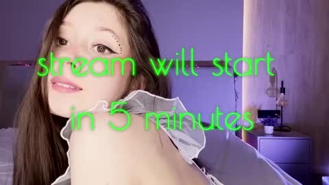 NEXT STREAM  in 7  3gmt---  online show from November 2, 2025, 12:29 pm