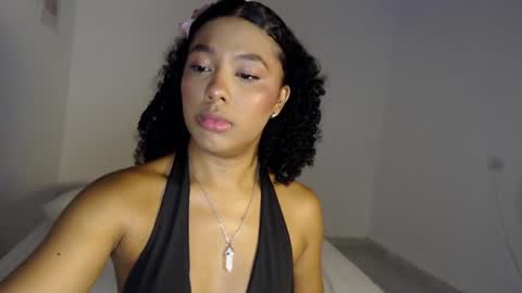 mell_rossi online show from November 7, 2025, 8:14 am