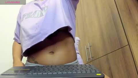 mellanie online show from March 14, 2026, 11:04 am