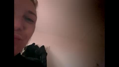 Melli online show from December 13, 2024, 1:55 pm