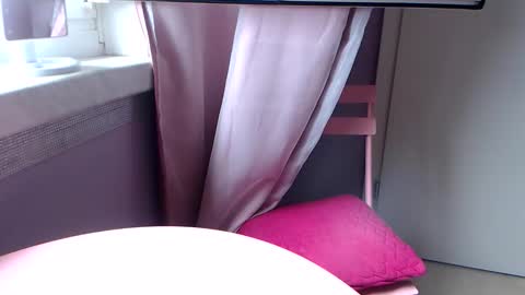 Melli online show from October 1, 2025, 11:05 am