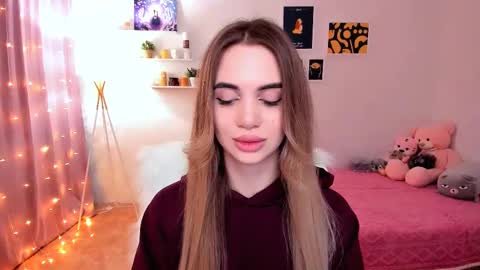 Tessa online show from February 28, 2025, 1:05 am