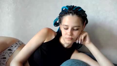 Mellisa online show from May 21, 2026, 11:28 am