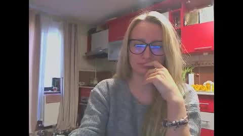 Melly online show from March 11, 2026, 8:42 am