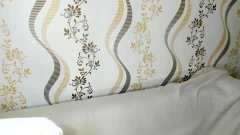 Snapshot of melmooon chatting on November 6, 2025, 1:45 pm MelMooon online show from November 6, 2025, 1:45 pm