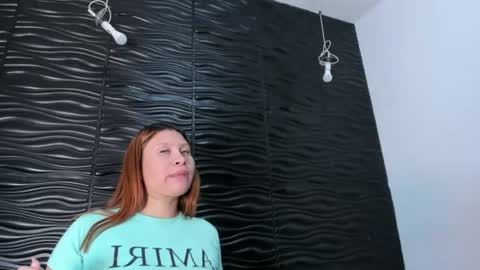 Snapshot of meloddy_megann chatting on June 18, 2026, 7:51 pm Melody online show from June 18, 2026, 7:51 pm