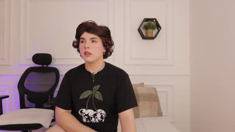 Snapshot of meloddysky chatting on January 7, 2026, 8:11 pm Meloddy online show from January 7, 2026, 8:11 pm