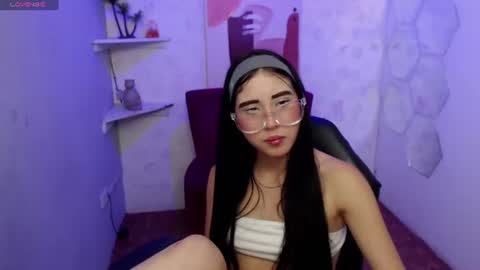 Snapshot of melodi_velasquez chatting on June 15, 2026, 11:07 pm Melody online show from June 15, 2026, 11:07 pm
