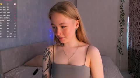Snapshot of melodievejar chatting on May 4, 2026, 4:19 am melodievejar online show from May 4, 2026, 4:19 am