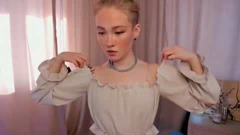 Snapshot of melodievejar chatting on June 25, 2026, 4:12 am melodievejar online show from June 25, 2026, 4:12 am