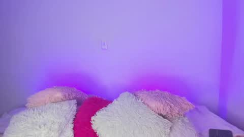    online show from February 26, 2025, 4:45 pm