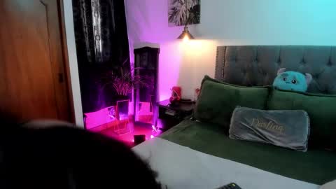 Snapshot of melody_bonnie22 chatting on March 4, 2026, 12:11 pm Leslie online show from March 4, 2026, 12:11 pm