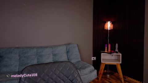 melody_cute10 online show from January 8, 2025, 1:31 pm