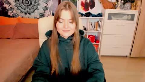 Snapshot of melody_hanna chatting on January 7, 2025, 3:02 pm Melody Hanna online show from January 7, 2025, 3:02 pm