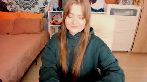 Snapshot of melody_hanna chatting on January 7, 2025, 6:03 pm Melody Hanna online show from January 7, 2025, 6:03 pm