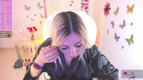 melody_starr online show from January 10, 2025, 5:26 am