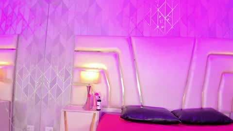 Snapshot of melodyblazze chatting on April 30, 2026, 9:08 pm online show from April 30, 2026, 9:08 pm