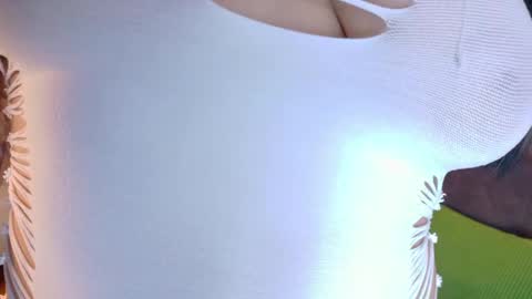 M E L O D Y  online show from April 14, 2026, 8:04 pm