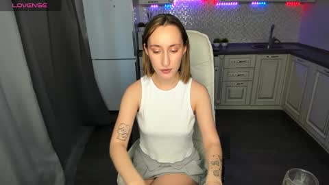 Kaylie online show from December 18, 2024, 7:47 am