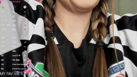 Snapshot of melonipinkbb chatting on March 23, 2026, 4:33 pm MELONI online show from March 23, 2026, 4:33 pm