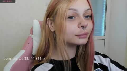 Snapshot of melonipinkbb chatting on May 28, 2026, 8:33 am MELONI online show from May 28, 2026, 8:33 am