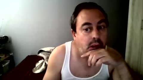 Snapshot of men_thin chatting on October 26, 2025, 3:51 pm Travieso online show from October 26, 2025, 3:51 pm