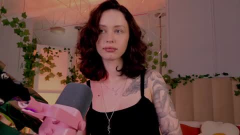 Snapshot of meow_nancy chatting on June 18, 2026, 10:19 am Heeyyooo Im Nans Subscribe to me I will be glad online show from June 18, 2026, 10:19 am