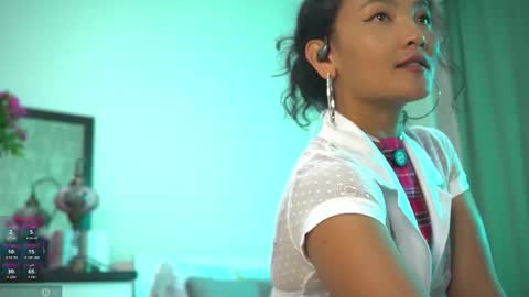 Snapshot of mercedesss_8 chatting on October 9, 2025, 9:29 am Next show on 03 Dec online show from October 9, 2025, 9:29 am