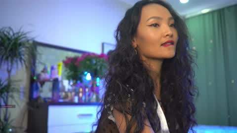 Snapshot of mercedesss_8 chatting on December 19, 2025, 11:06 am Next show on 03 Dec online show from December 19, 2025, 11:06 am