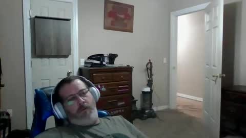 mercer1977 online show from November 9, 2025, 1:31 pm