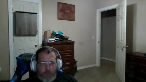 Snapshot of mercer1977 chatting on June 1, 2026, 4:52 pm mercer1977 online show from June 1, 2026, 4:52 pm