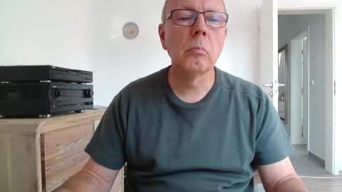 Snapshot of mercimo1 chatting on April 19, 2026, 12:04 pm mercimo1 online show from April 19, 2026, 12:04 pm
