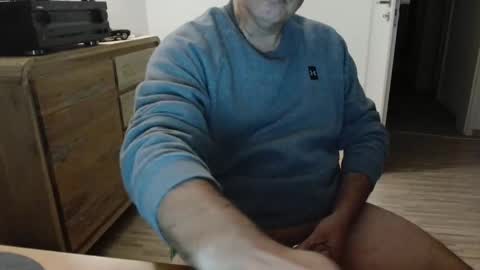 Snapshot of mercimo1 chatting on May 7, 2026, 8:47 pm mercimo1 online show from May 7, 2026, 8:47 pm