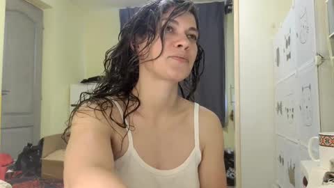 Snapshot of merciylove chatting on April 9, 2026, 2:55 pm Miss Helena online show from April 9, 2026, 2:55 pm