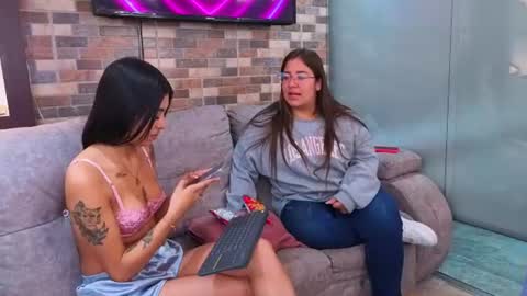 meredith_spencer online show from June 22, 2026, 1:41 pm