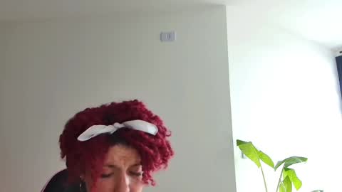 Snapshot of merida__freckles chatting on April 14, 2026, 2:56 pm Miss Freckles online show from April 14, 2026, 2:56 pm
