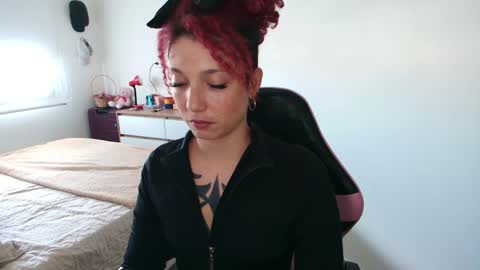 Snapshot of merida__freckles chatting on April 28, 2026, 3:28 pm Miss Freckles online show from April 28, 2026, 3:28 pm