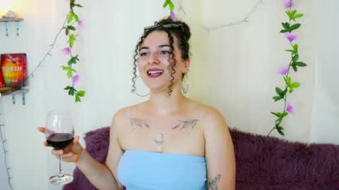 Merida Bell online show from March 1, 2025, 7:19 am