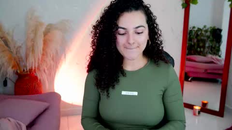 Merida Bell online show from March 23, 2026, 12:36 am