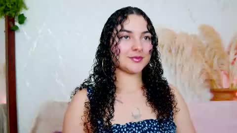 Snapshot of merida_bell18 chatting on July 20, 2026, 10:34 pm Merida Bell online show from July 20, 2026, 10:34 pm