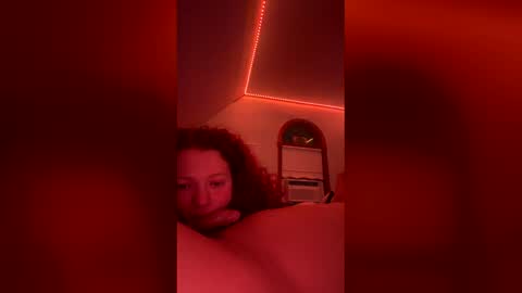 Snapshot of meridapricess chatting on May 21, 2026, 4:19 am meridapricess online show from May 21, 2026, 4:19 am