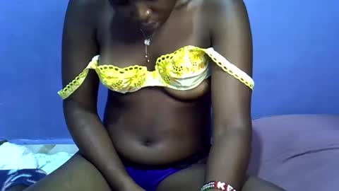 merlin_queen online show from October 7, 2025, 12:41 am