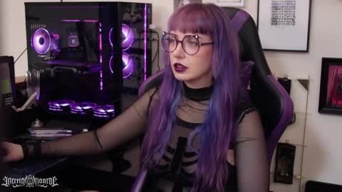 merrick monroe  online show from October 22, 2025, 9:03 pm