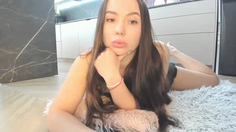Snapshot of meryfoxxx chatting on April 13, 2026, 8:31 am meryfoxxx online show from April 13, 2026, 8:31 am